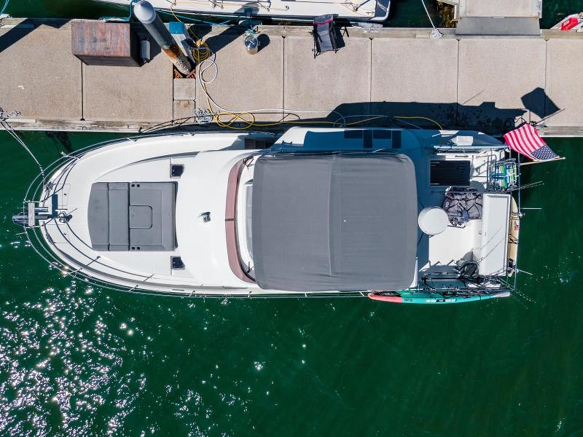 https://arconyachts.ams3.digitaloceanspaces.com/159656/conversions/large_3563530-optimize.jpg
