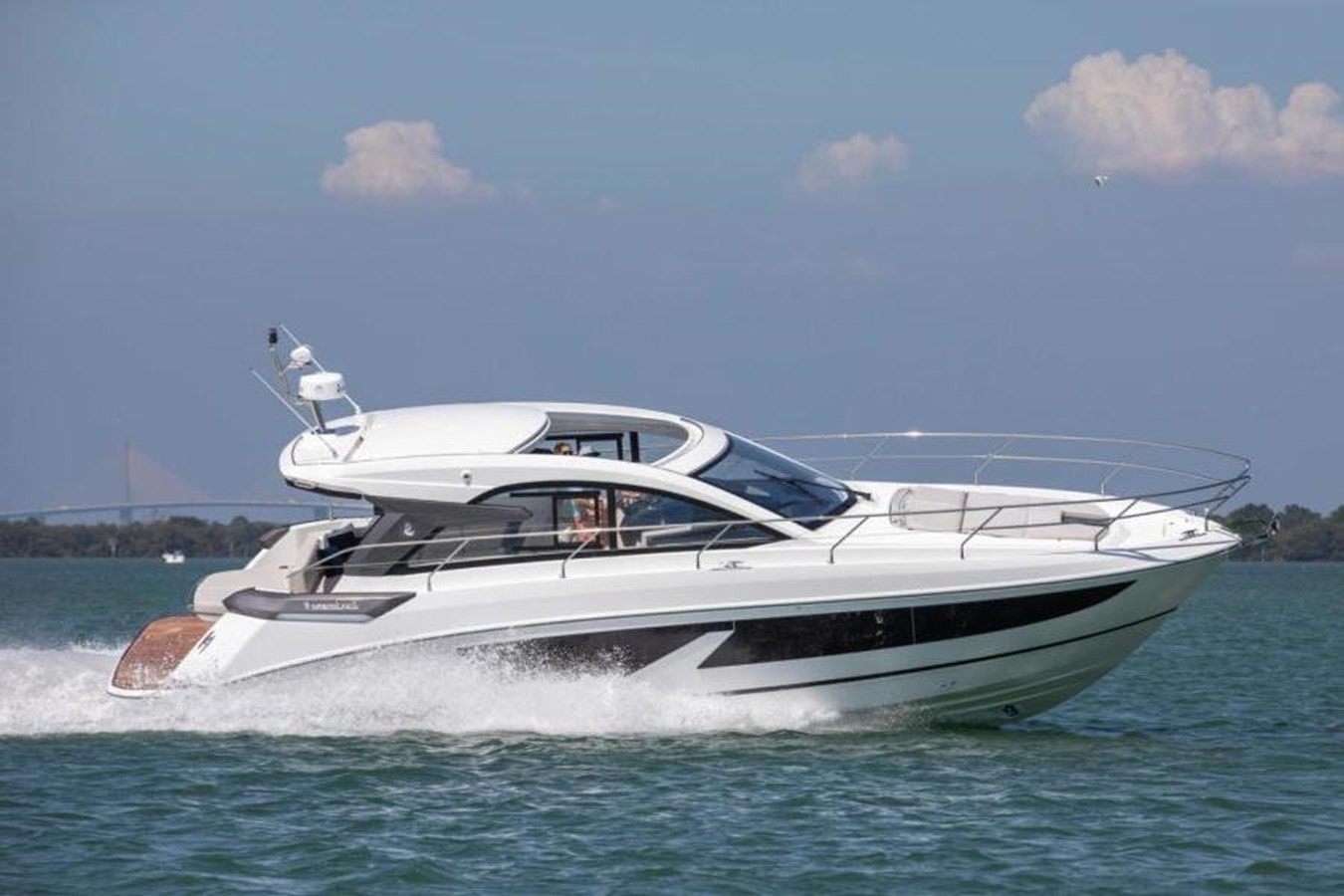 https://arconyachts.ams3.digitaloceanspaces.com/159724/conversions/large_3861876-optimize.jpg