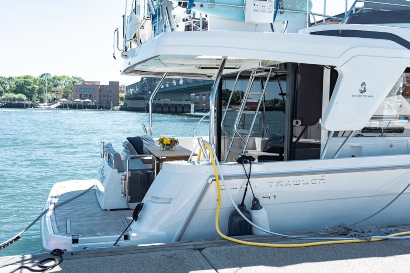 https://arconyachts.ams3.digitaloceanspaces.com/159736/conversions/large_3563556-optimize.jpg