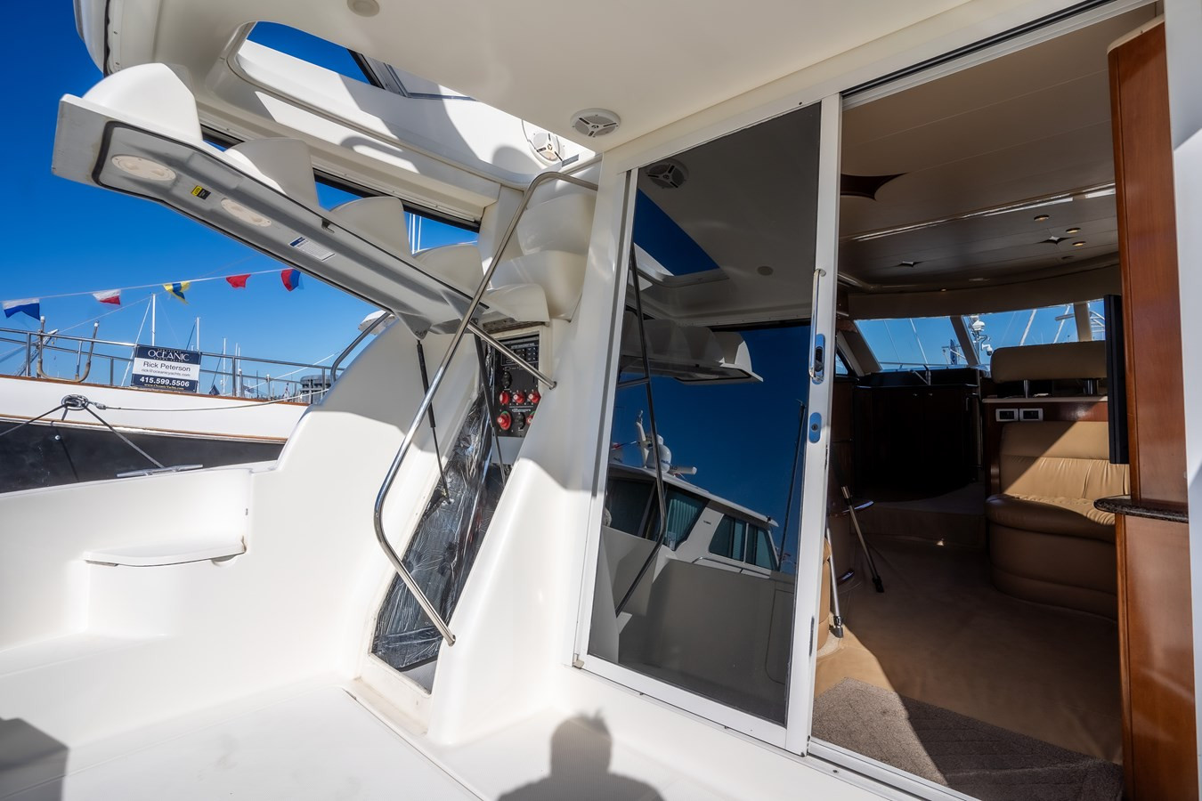 https://arconyachts.ams3.digitaloceanspaces.com/160111/conversions/large_4385250-optimize.jpg