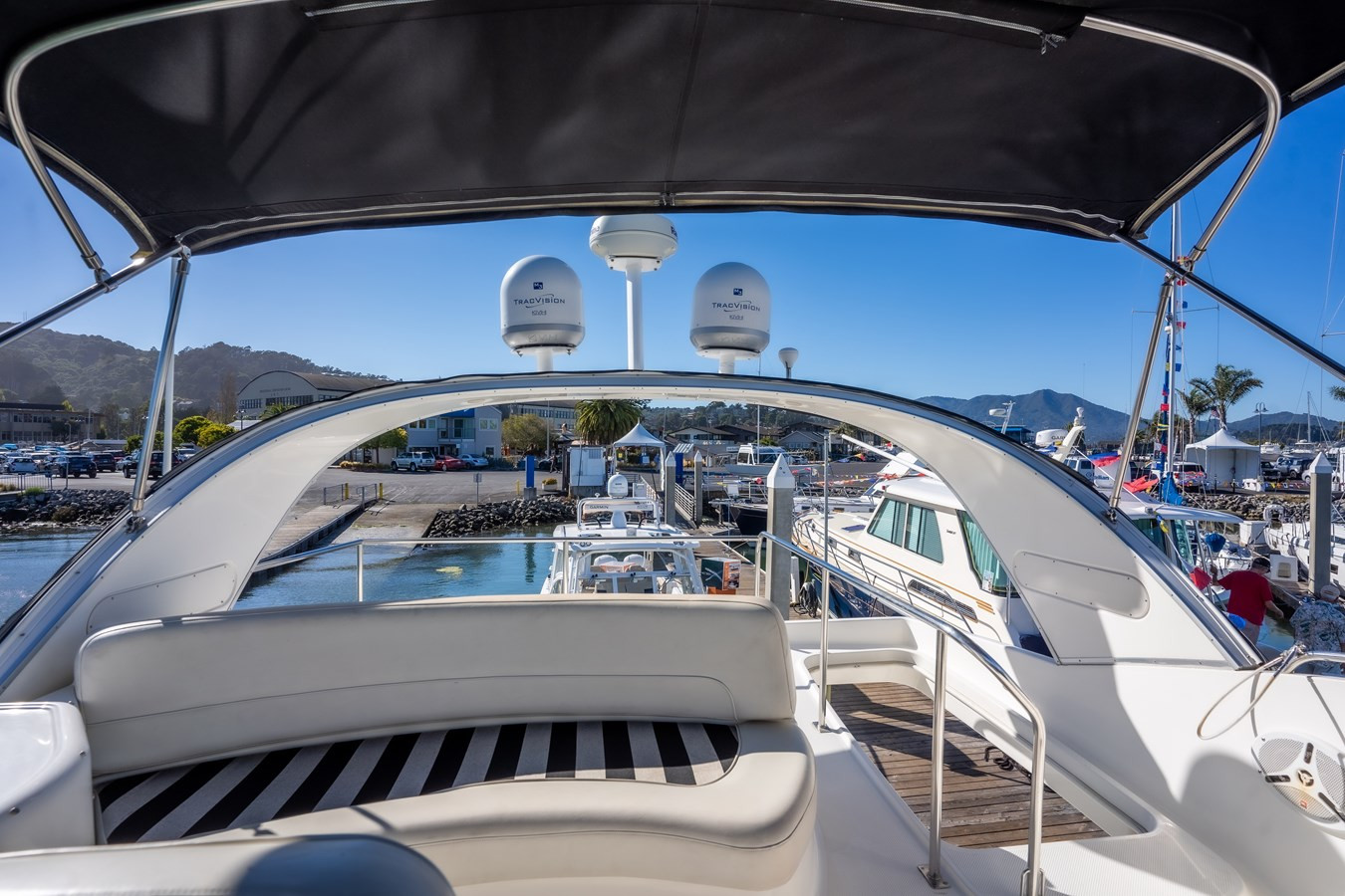 https://arconyachts.ams3.digitaloceanspaces.com/160144/conversions/large_4385261-optimize.jpg