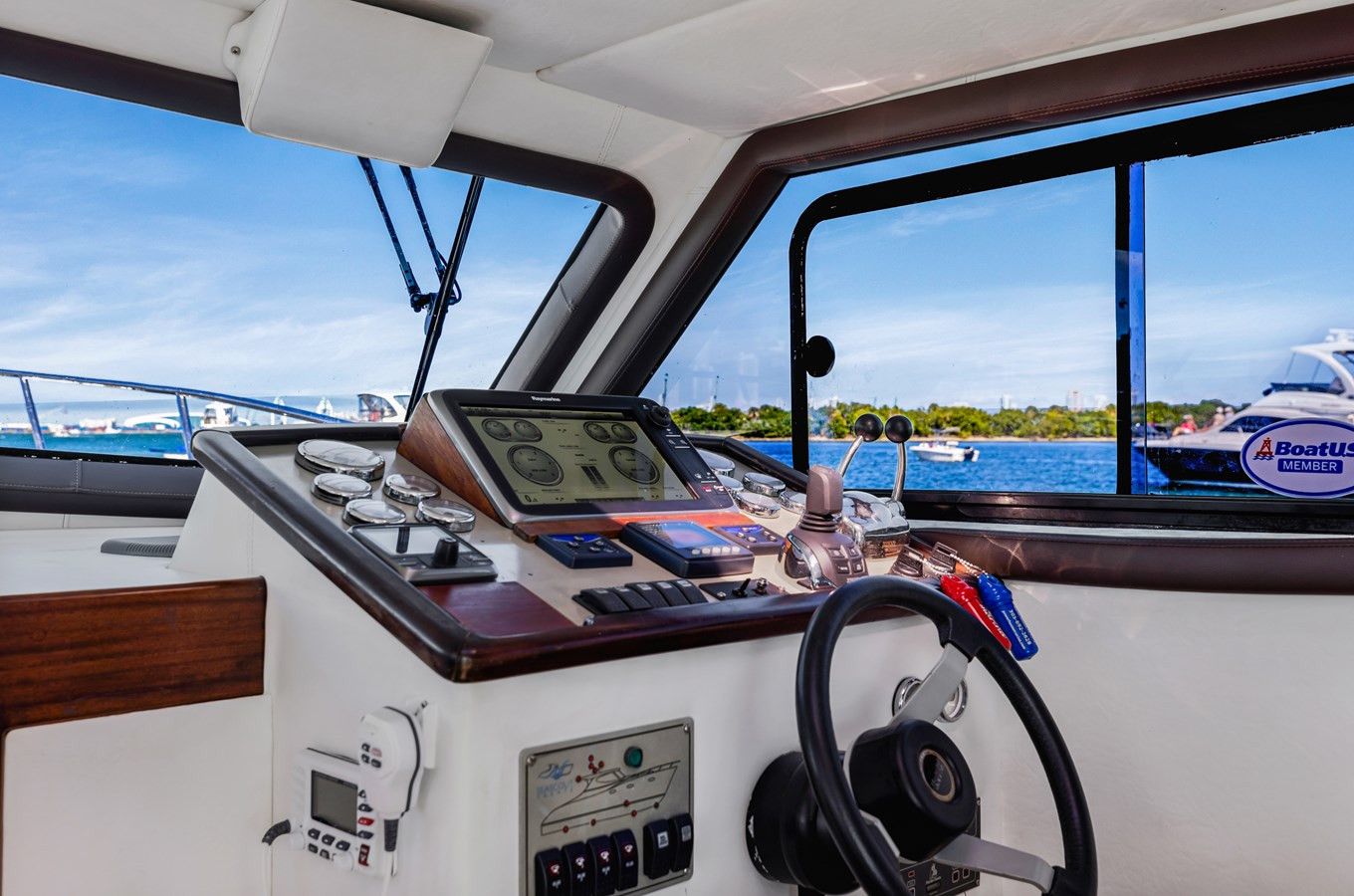 https://arconyachts.ams3.digitaloceanspaces.com/160179/conversions/large_4538242-optimize.jpg
