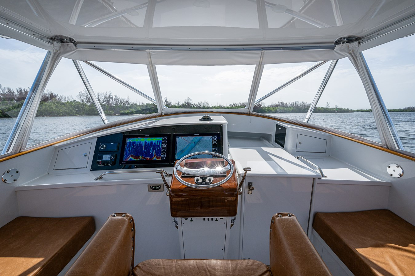 https://arconyachts.ams3.digitaloceanspaces.com/160386/conversions/large_4715118-optimize.jpg