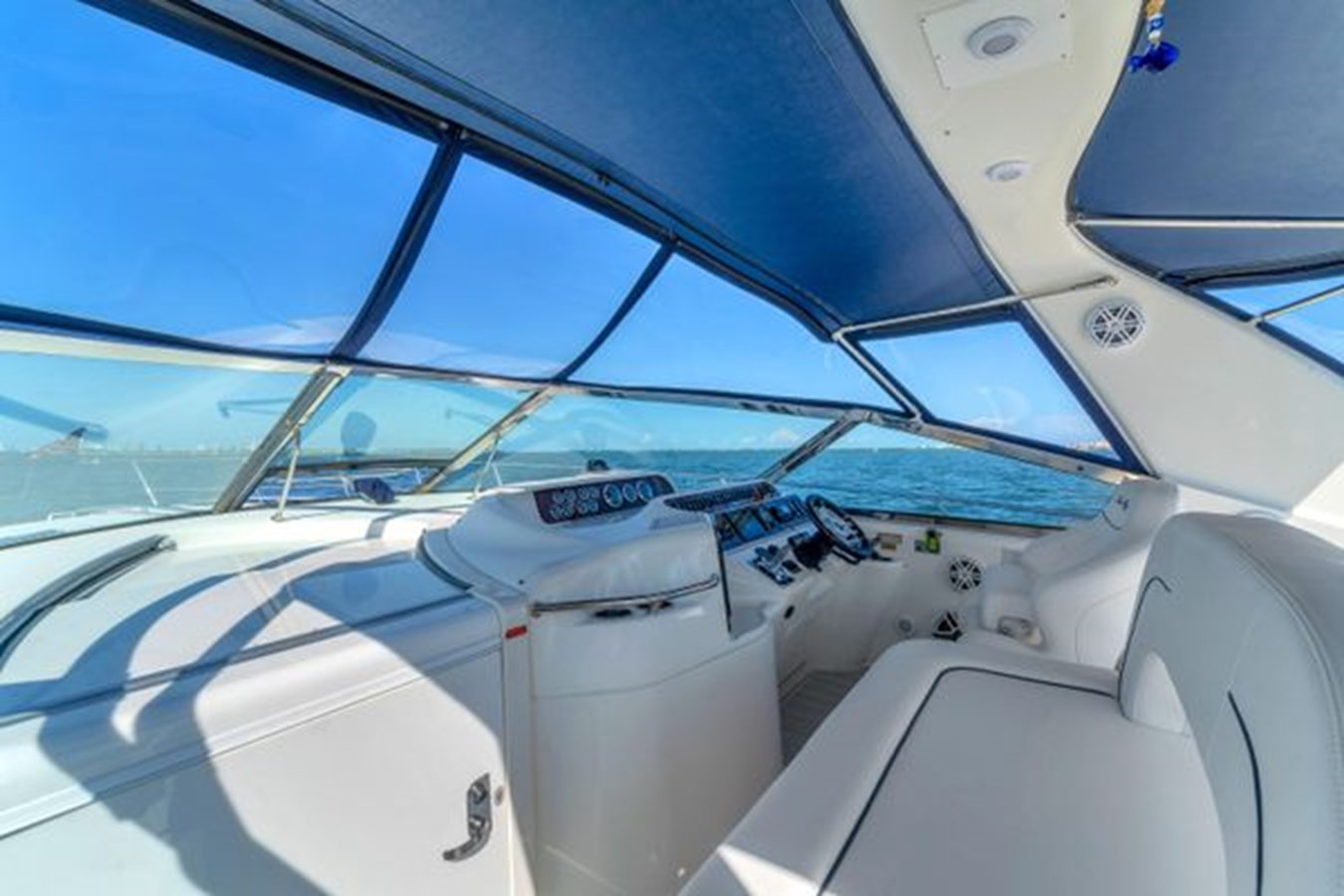 https://arconyachts.ams3.digitaloceanspaces.com/160487/conversions/large_4760319-optimize.jpg