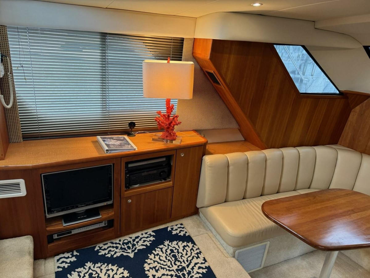 https://arconyachts.ams3.digitaloceanspaces.com/160737/conversions/large_4626954-optimize.jpg