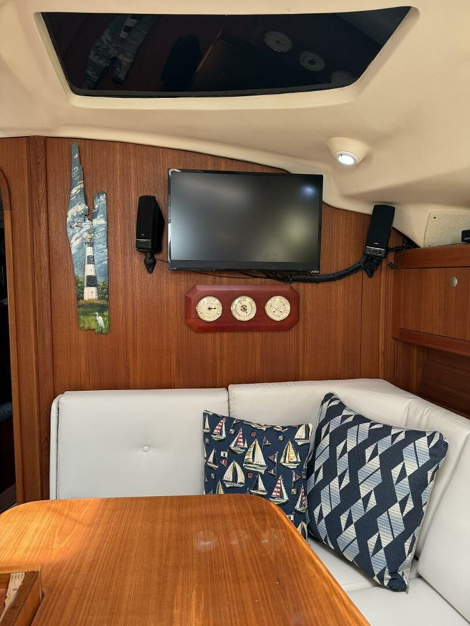 https://arconyachts.ams3.digitaloceanspaces.com/160825/conversions/large_4634203-optimize.jpg