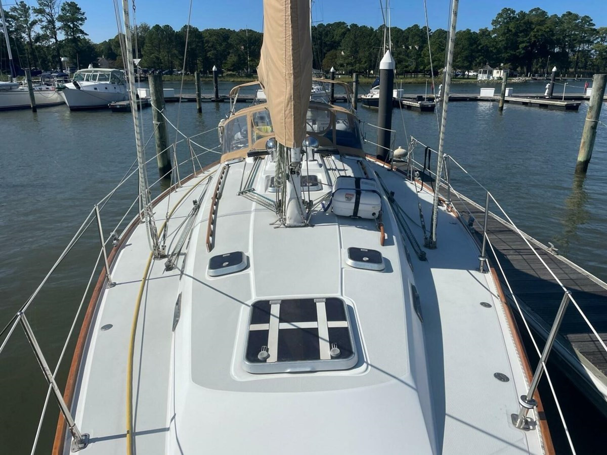 https://arconyachts.ams3.digitaloceanspaces.com/161053/conversions/large_4627007-optimize.jpg