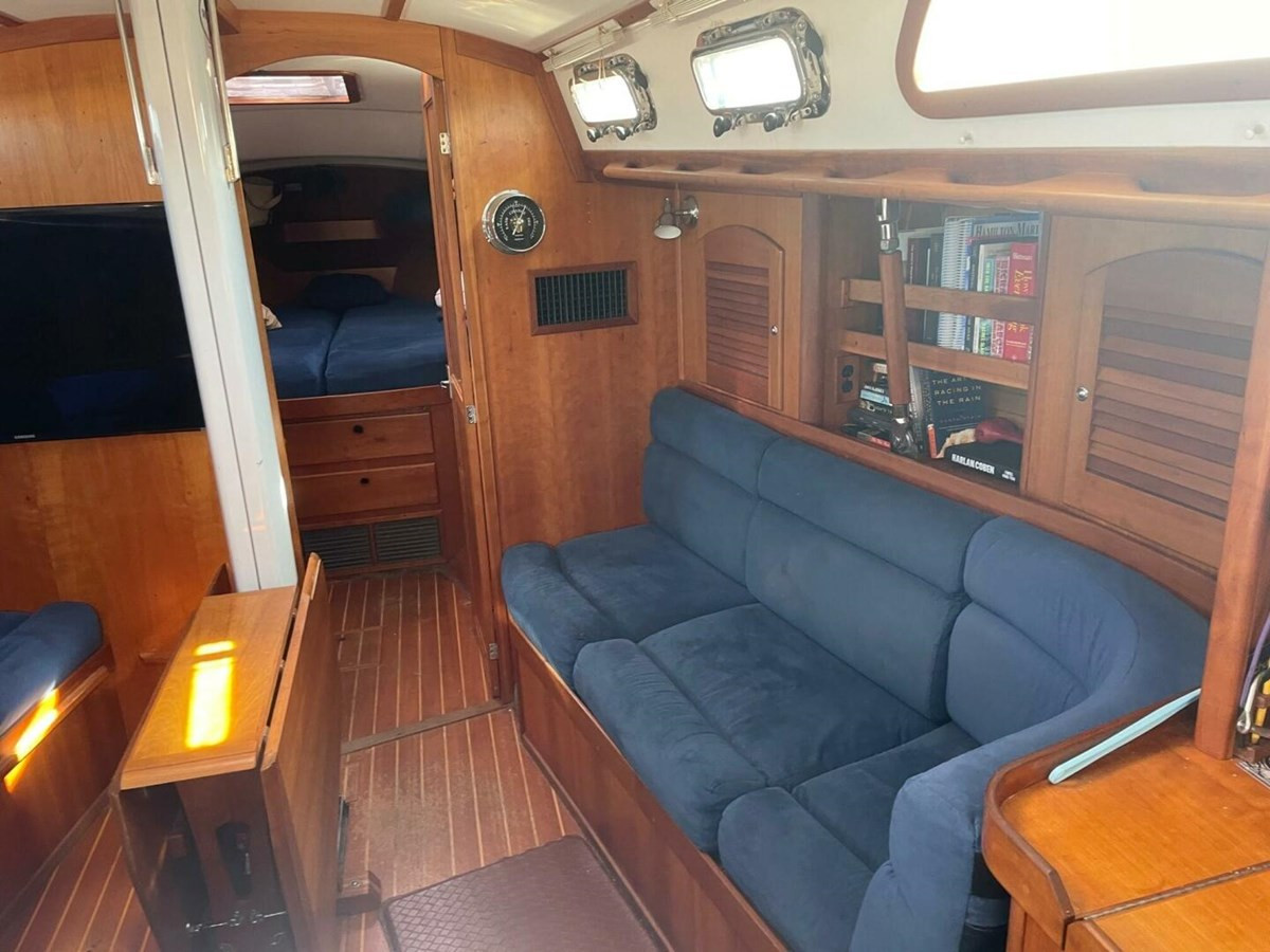 https://arconyachts.ams3.digitaloceanspaces.com/161095/conversions/large_4627022-optimize.jpg