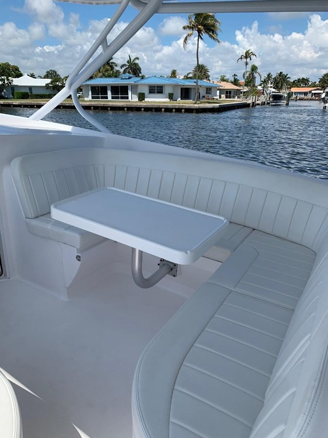 https://arconyachts.ams3.digitaloceanspaces.com/161108/conversions/large_3401683-optimize.jpg