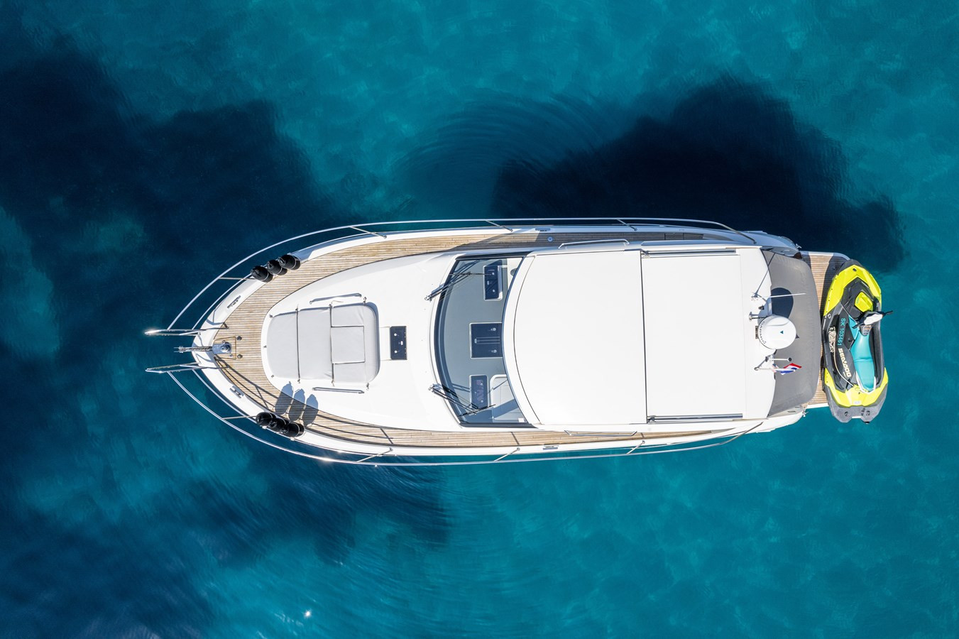 https://arconyachts.ams3.digitaloceanspaces.com/161265/conversions/large_4235683-optimize.jpg