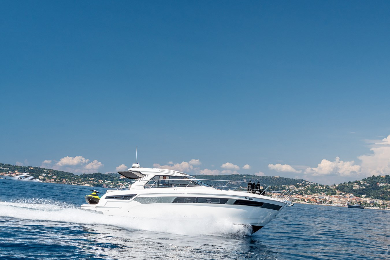 https://arconyachts.ams3.digitaloceanspaces.com/161281/conversions/large_4235689-optimize.jpg