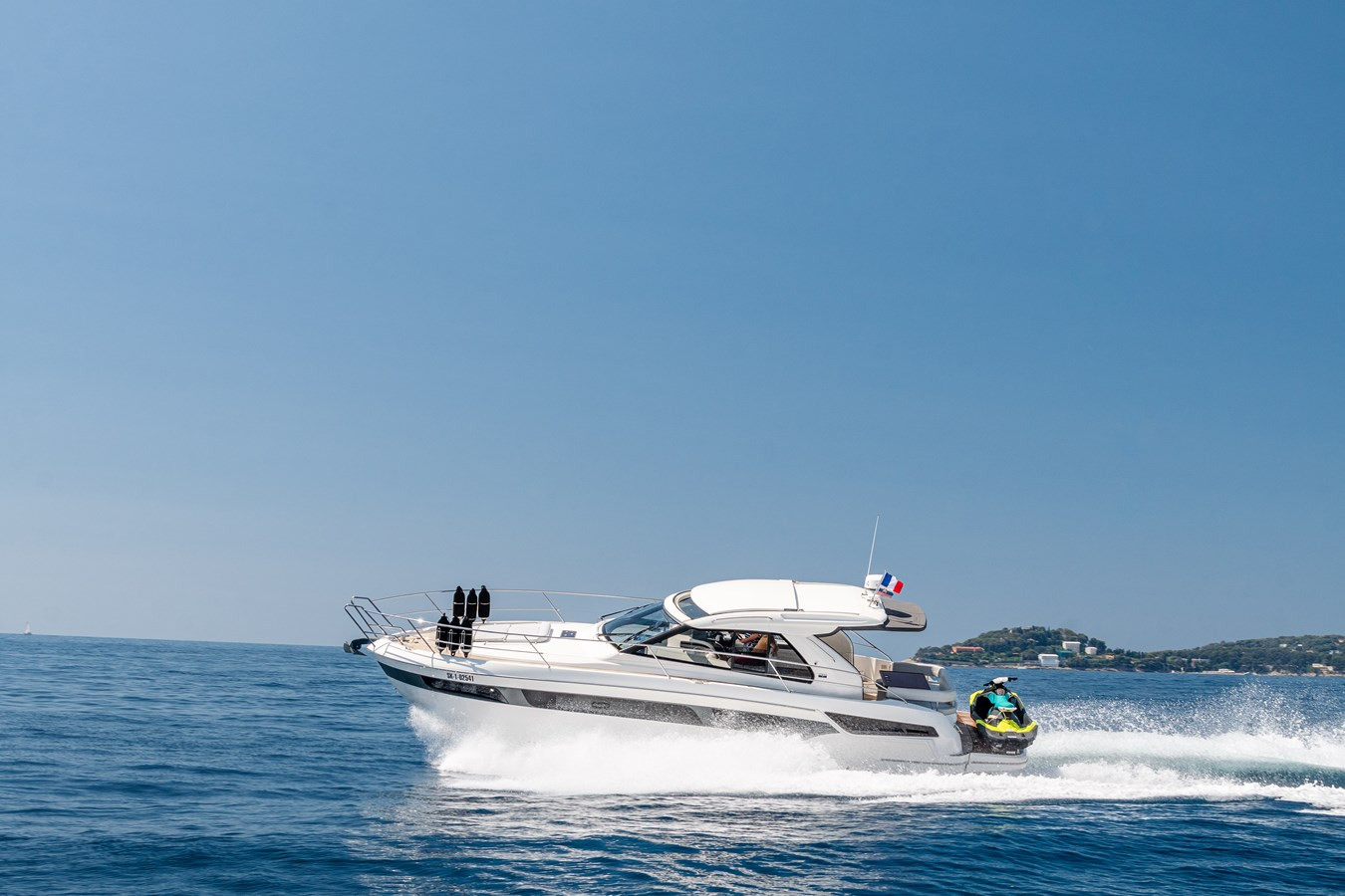 https://arconyachts.ams3.digitaloceanspaces.com/161290/conversions/large_4235692-optimize.jpg