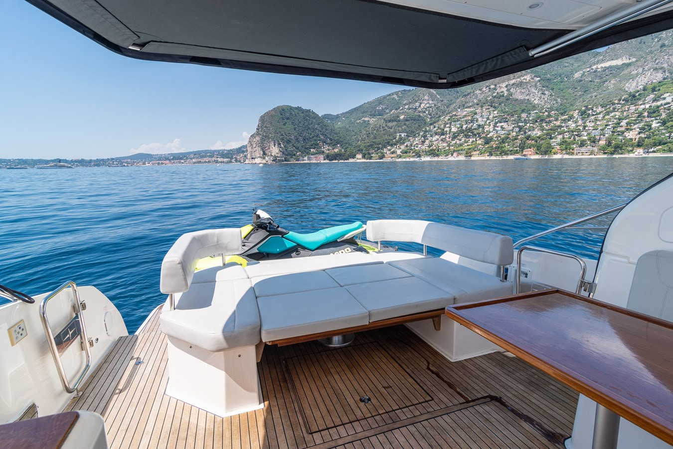 https://arconyachts.ams3.digitaloceanspaces.com/161314/conversions/large_4235700-optimize.jpg