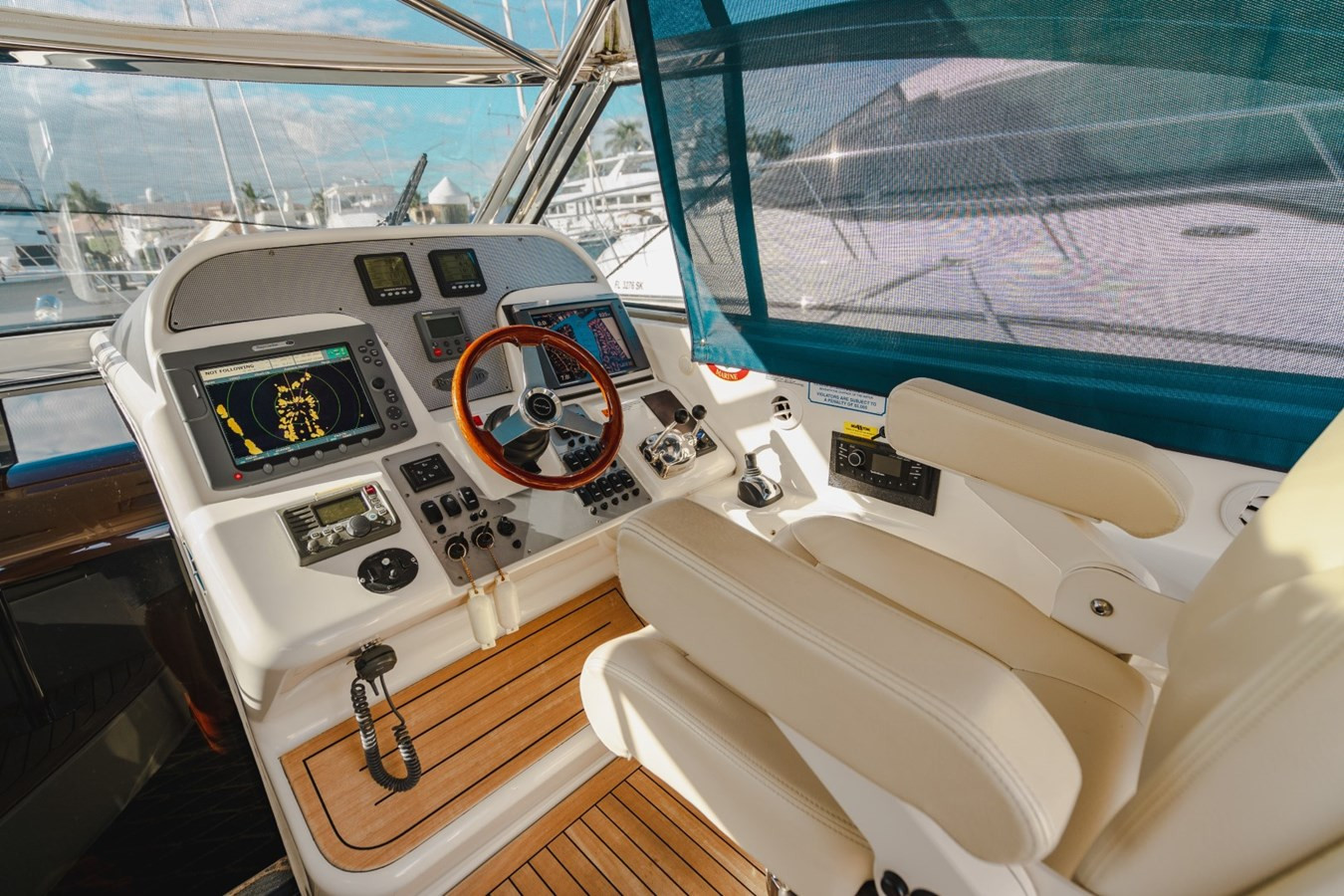 https://arconyachts.ams3.digitaloceanspaces.com/161468/conversions/large_3140400-optimize.jpg
