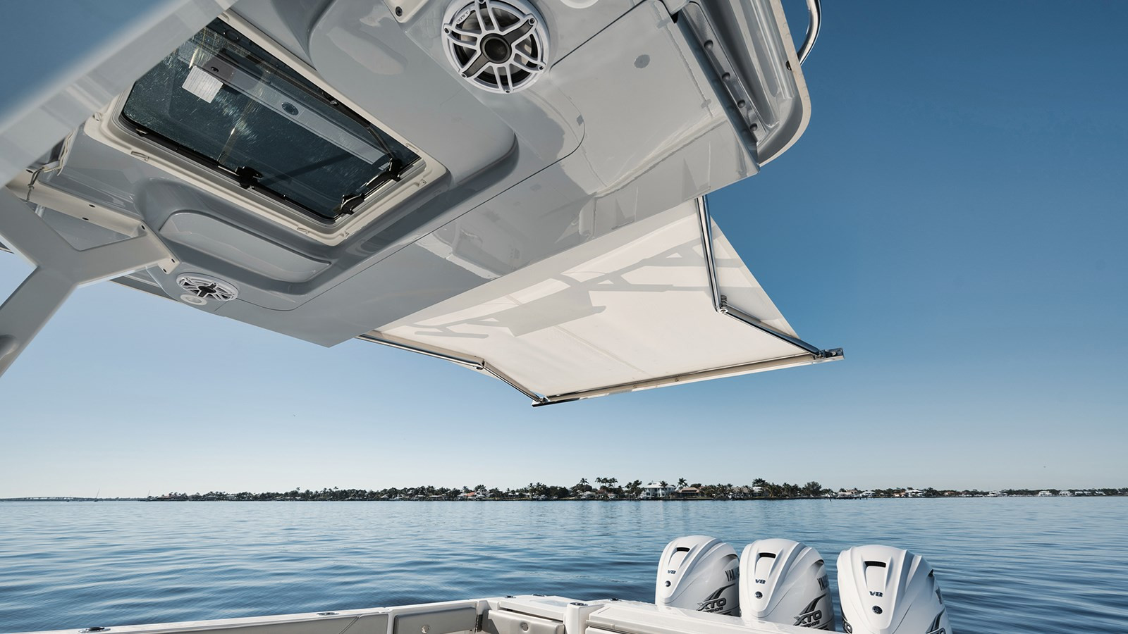 https://arconyachts.ams3.digitaloceanspaces.com/161616/conversions/large_3713773-optimize.jpg