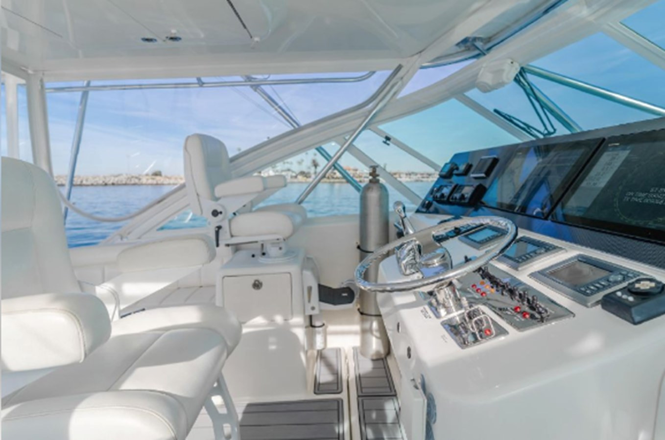 https://arconyachts.ams3.digitaloceanspaces.com/161648/conversions/large_3746609-optimize.jpg