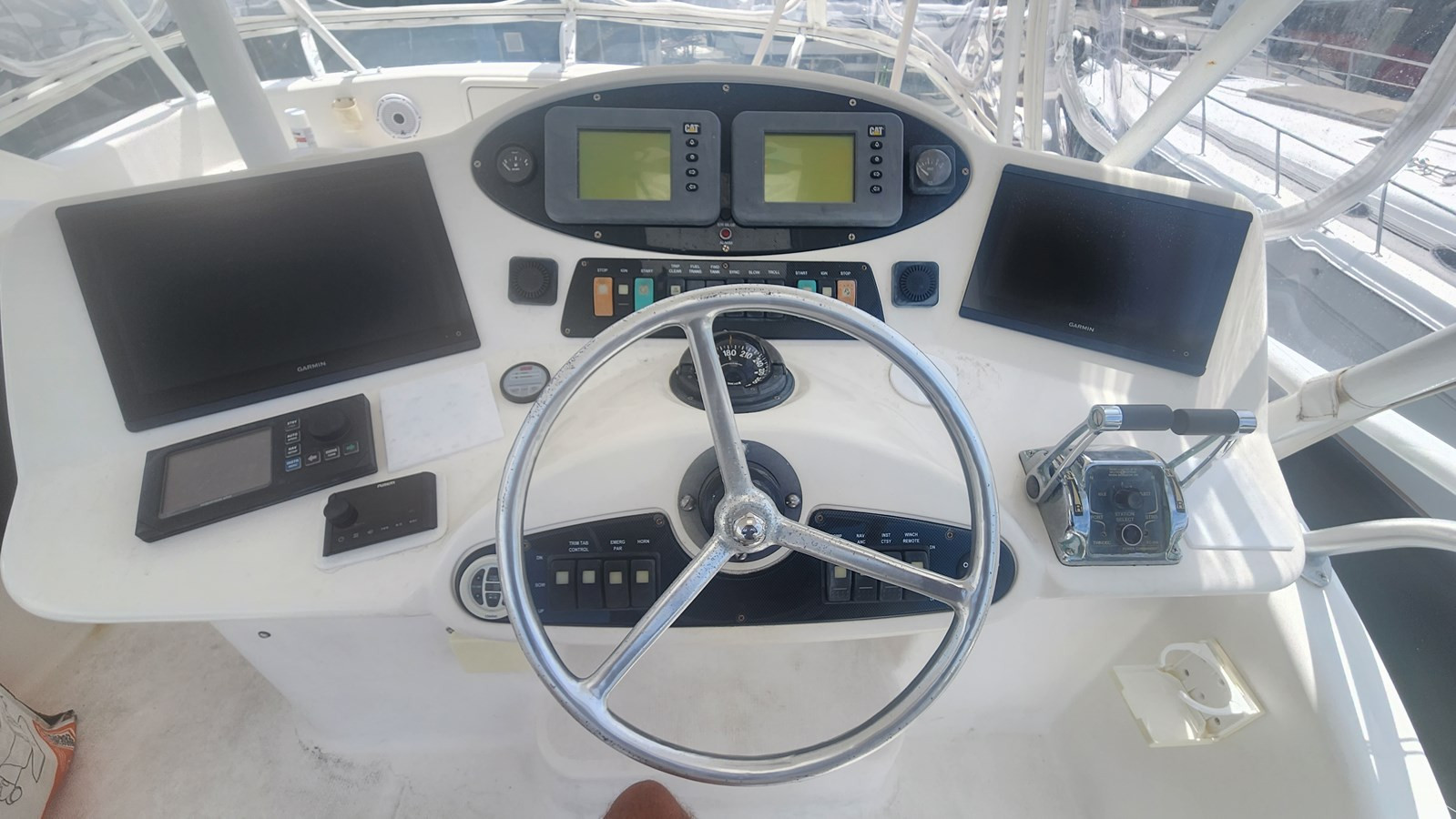 https://arconyachts.ams3.digitaloceanspaces.com/161730/conversions/large_3921473-optimize.jpg