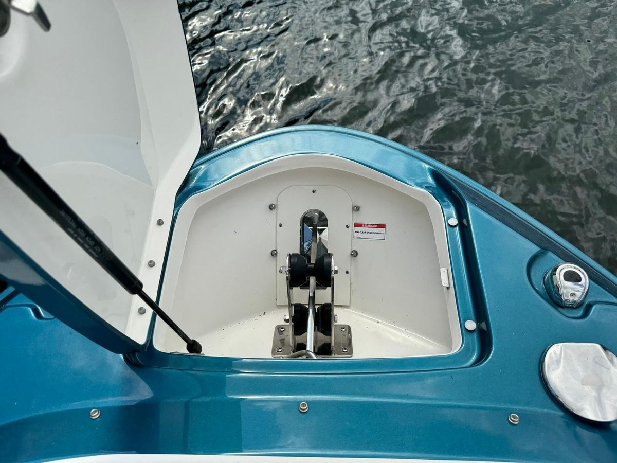 https://arconyachts.ams3.digitaloceanspaces.com/161781/conversions/large_3996361-optimize.jpg