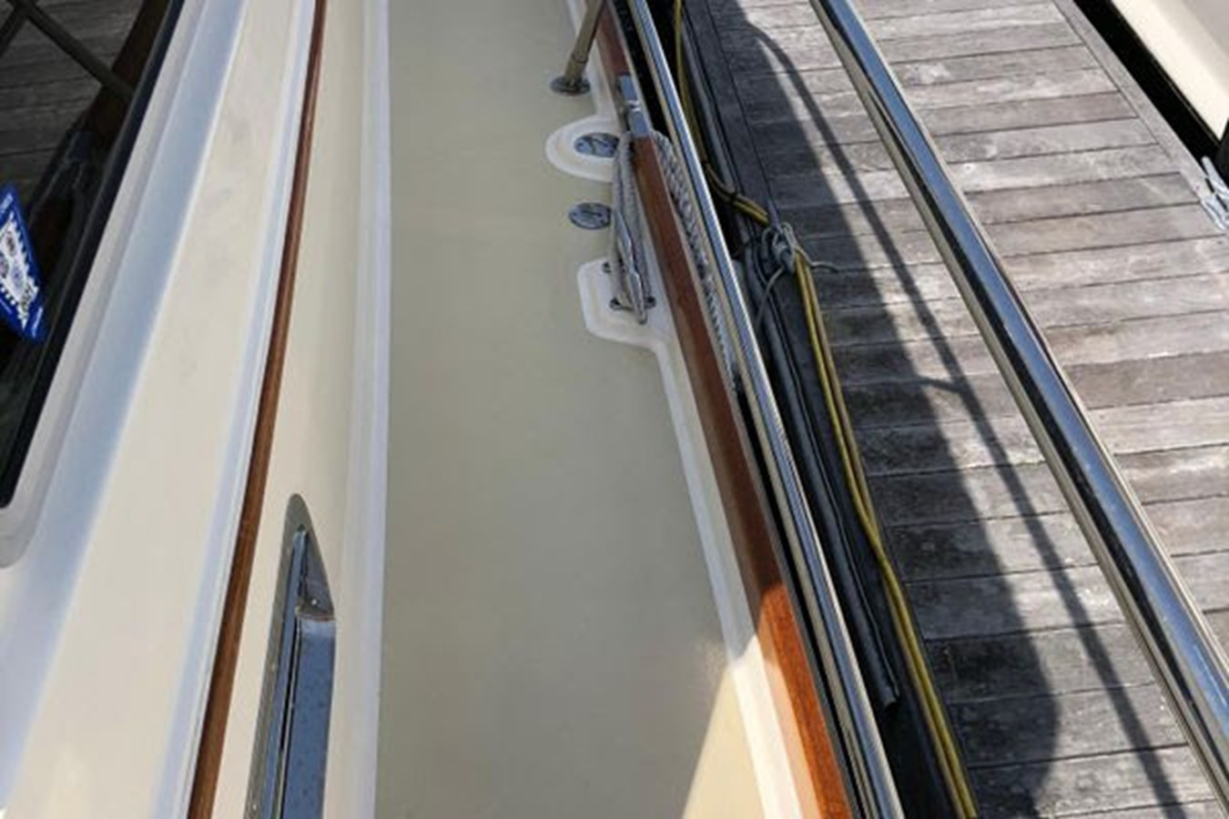 https://arconyachts.ams3.digitaloceanspaces.com/161795/conversions/large_3987001-optimize.jpg