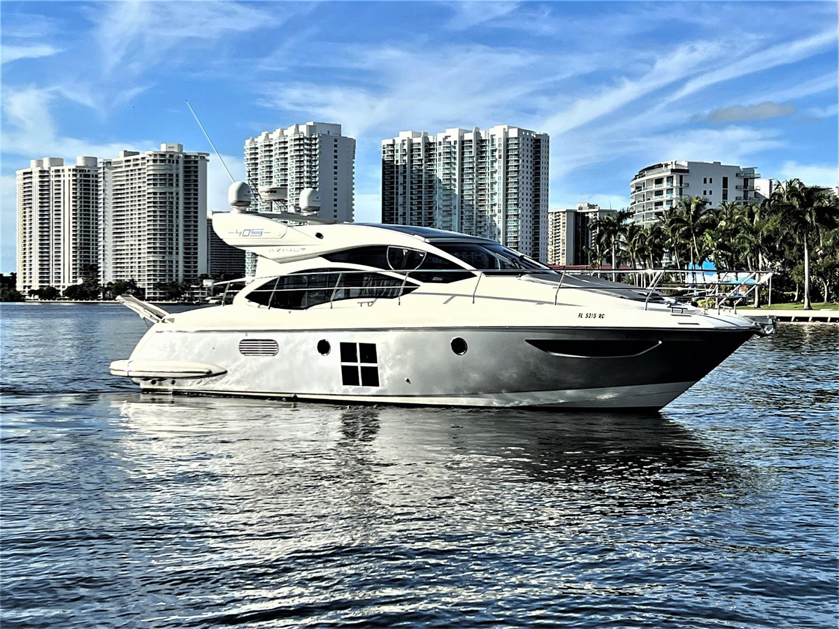 AZIMUT 40
