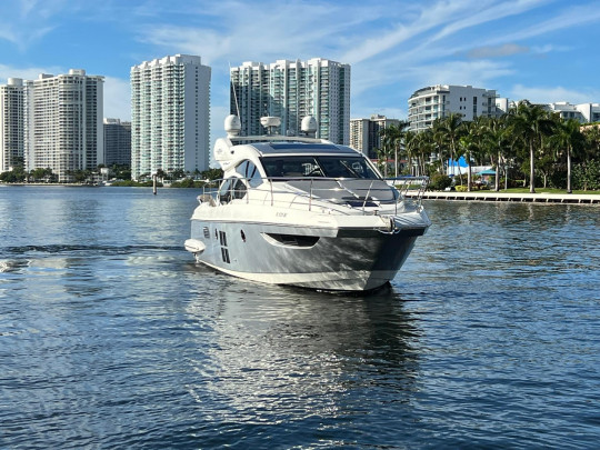 AZIMUT 40