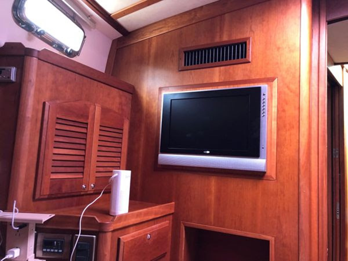https://arconyachts.ams3.digitaloceanspaces.com/161913/conversions/large_3987045-optimize.jpg