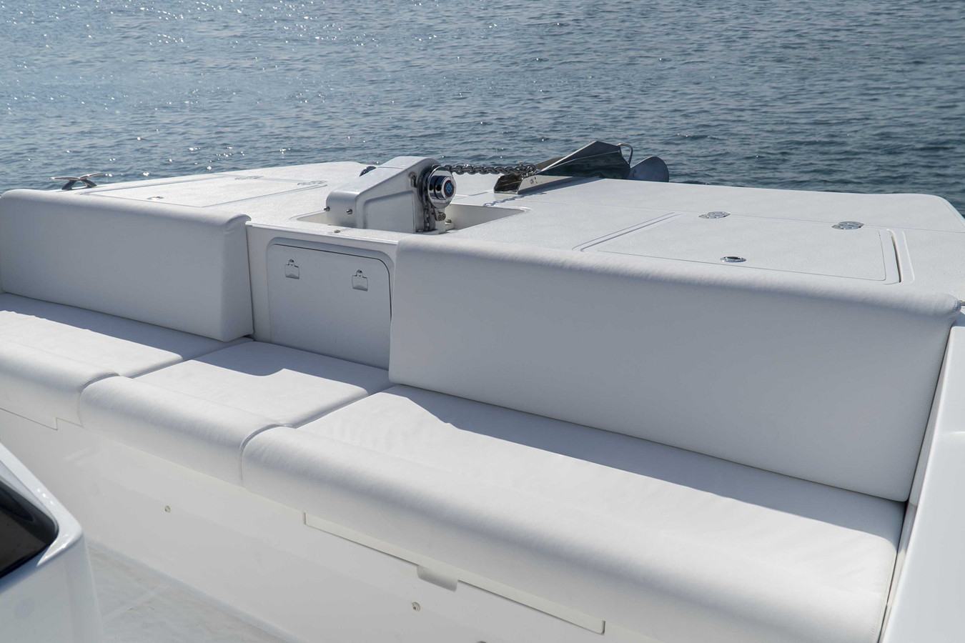 https://arconyachts.ams3.digitaloceanspaces.com/162100/conversions/large_4129215-optimize.jpg