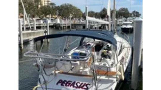 2015 MARLOW-HUNTER 40