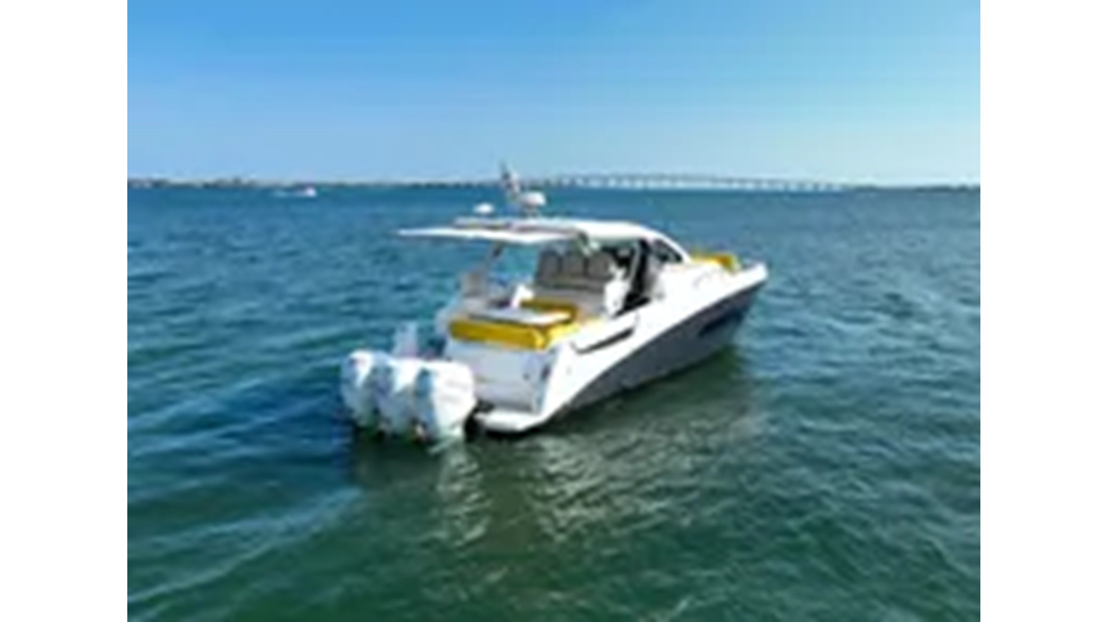 https://arconyachts.ams3.digitaloceanspaces.com/162263/conversions/large_4289634-optimize.jpg