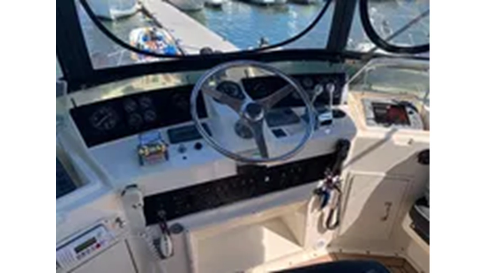 https://arconyachts.ams3.digitaloceanspaces.com/162406/conversions/large_4329477-optimize.jpg