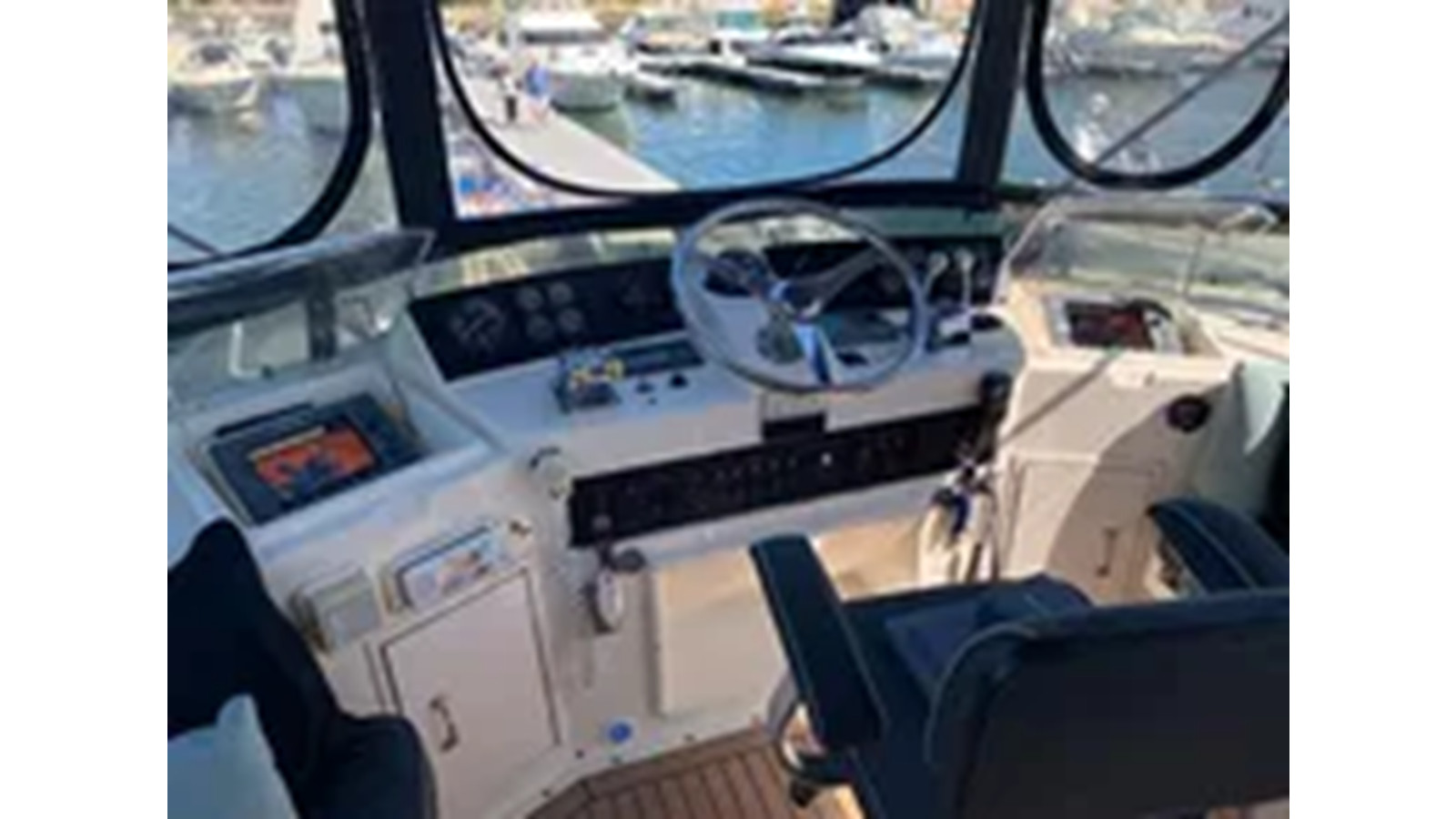 https://arconyachts.ams3.digitaloceanspaces.com/162418/conversions/large_4329482-optimize.jpg