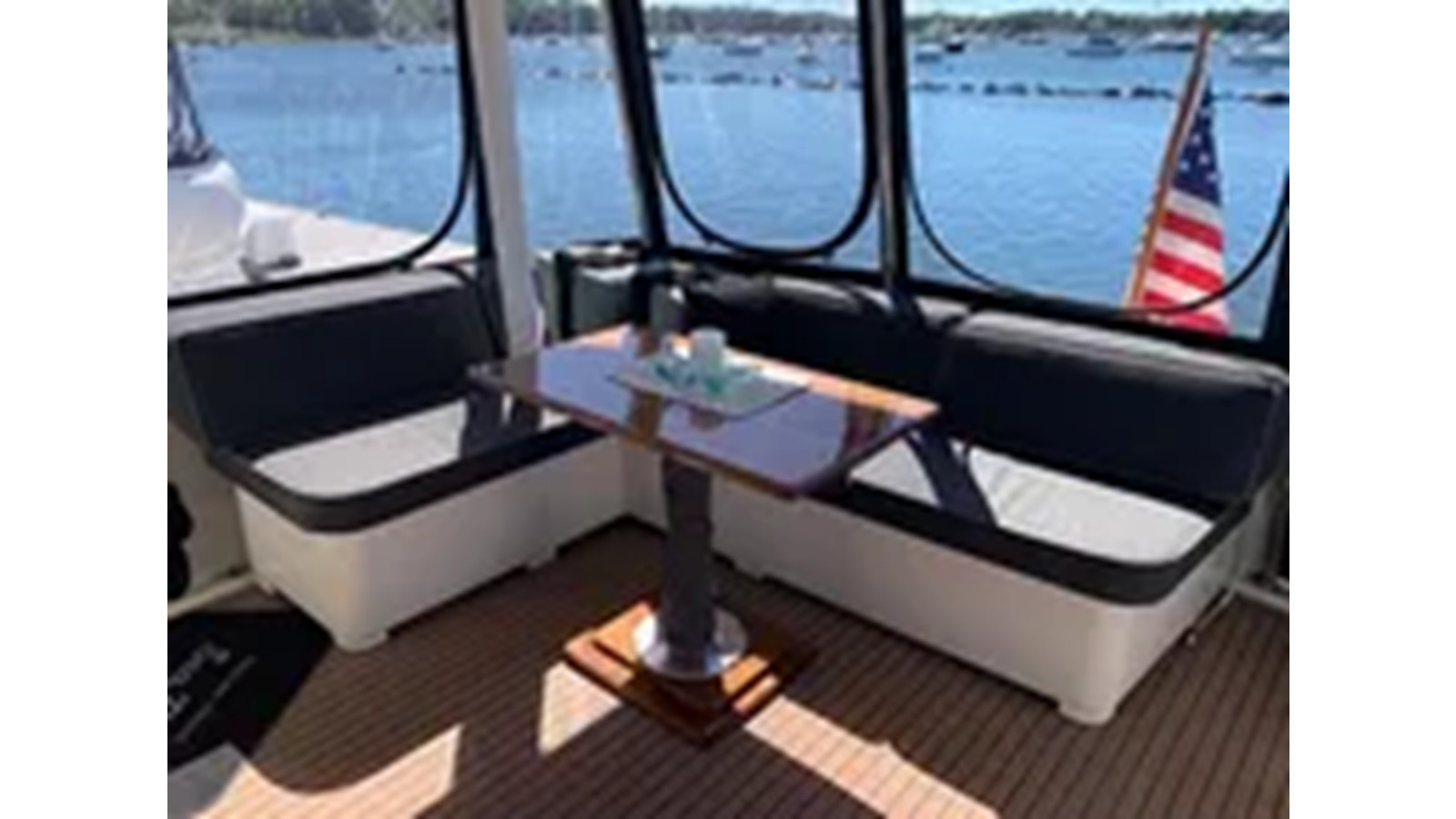 https://arconyachts.ams3.digitaloceanspaces.com/162463/conversions/large_4329496-optimize.jpg