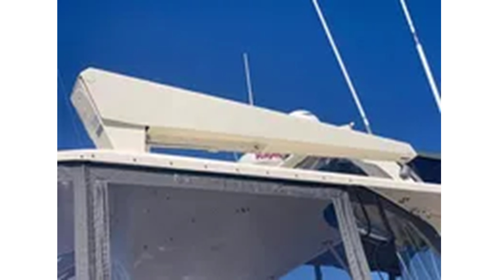 https://arconyachts.ams3.digitaloceanspaces.com/162516/conversions/large_4329513-optimize.jpg