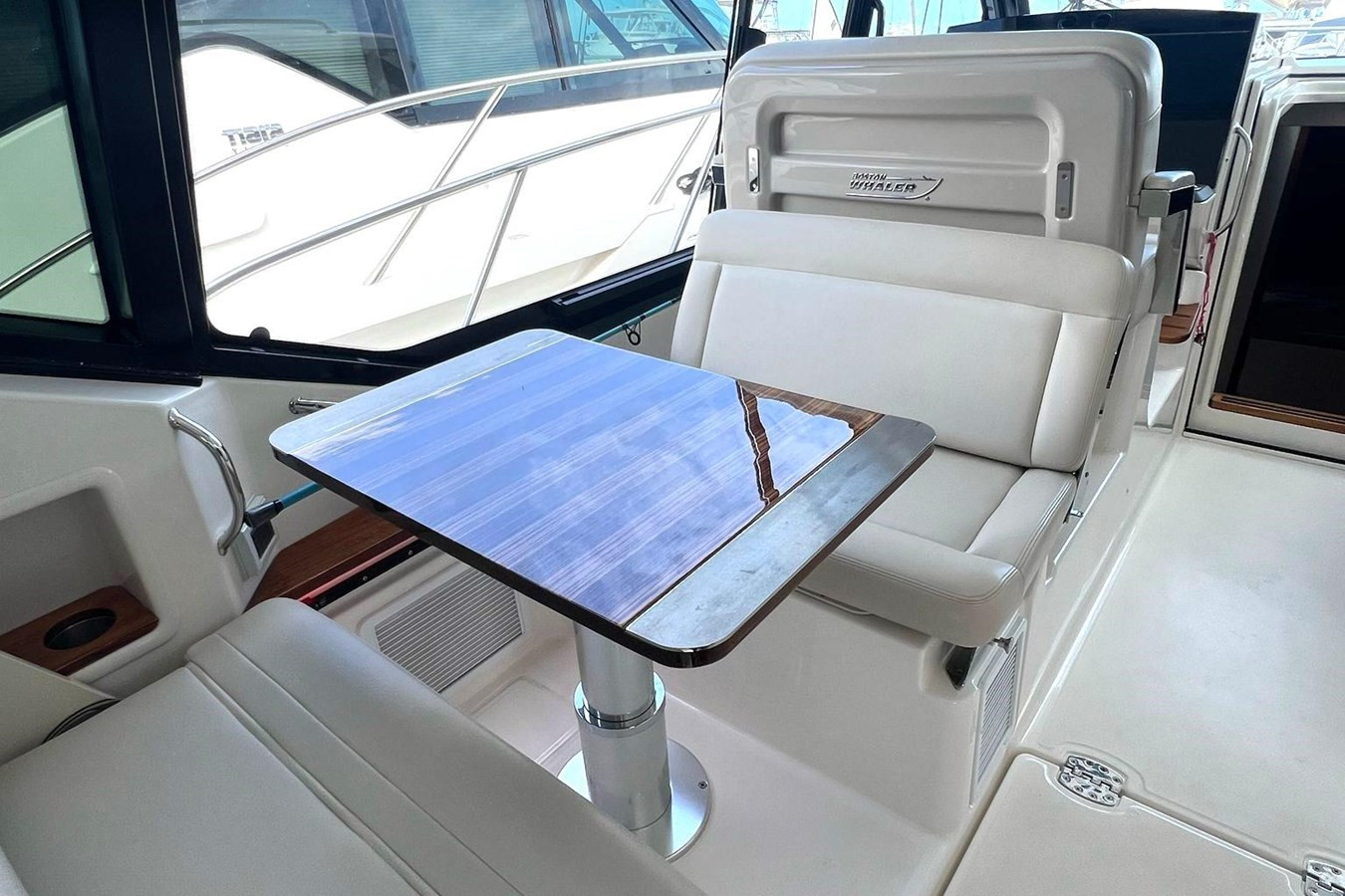 https://arconyachts.ams3.digitaloceanspaces.com/162618/conversions/large_4561855-optimize.jpg