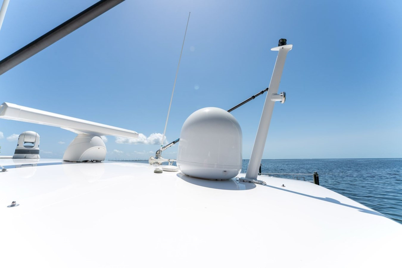 https://arconyachts.ams3.digitaloceanspaces.com/162807/conversions/large_4762608-optimize.jpg