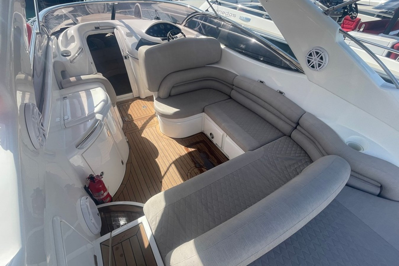 https://arconyachts.ams3.digitaloceanspaces.com/163108/conversions/large_4374365-optimize.jpg