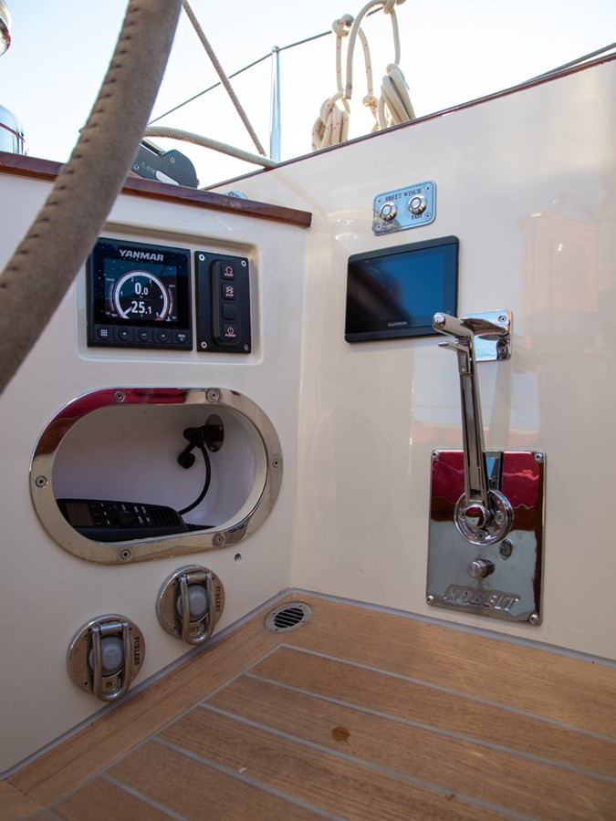 https://arconyachts.ams3.digitaloceanspaces.com/163342/conversions/large_4812138-optimize.jpg