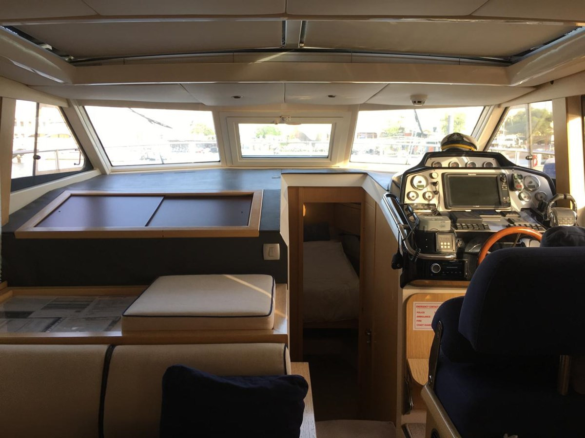 https://arconyachts.ams3.digitaloceanspaces.com/163389/conversions/large_4418305-optimize.jpg