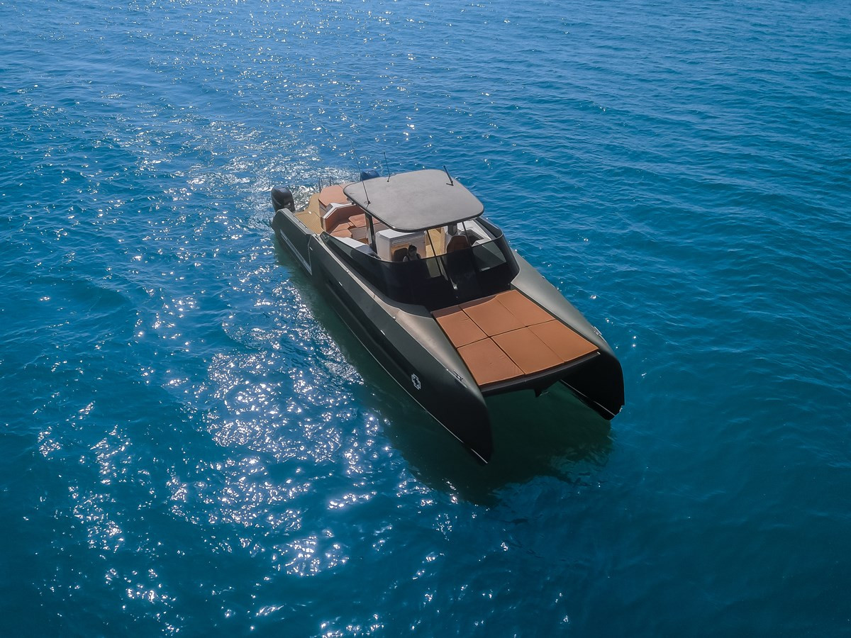 https://arconyachts.ams3.digitaloceanspaces.com/163404/conversions/large_4573852-optimize.jpg