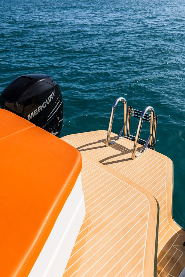 https://arconyachts.ams3.digitaloceanspaces.com/163471/conversions/large_4573917-optimize.jpg