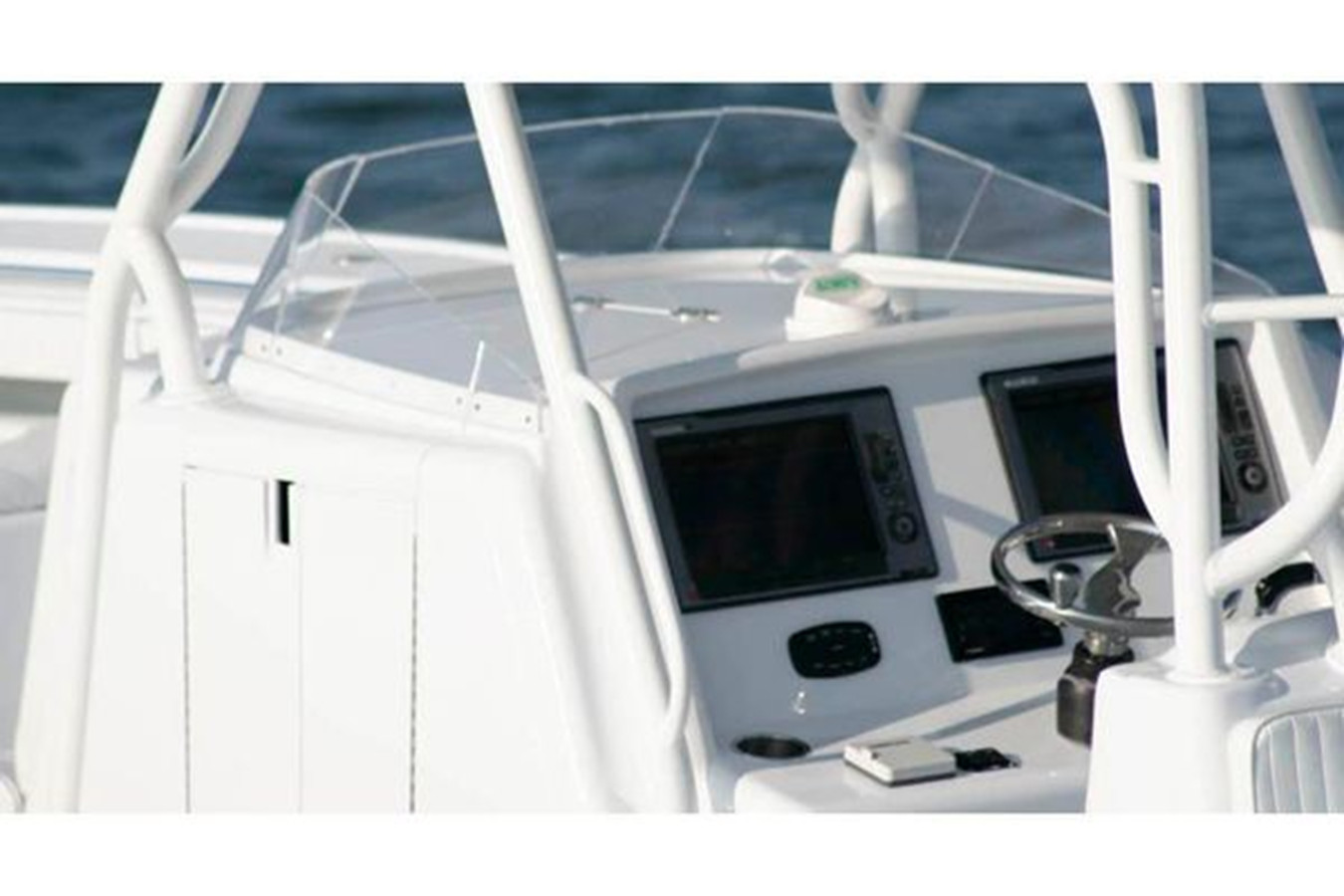https://arconyachts.ams3.digitaloceanspaces.com/163737/conversions/large_3976609-optimize.jpg