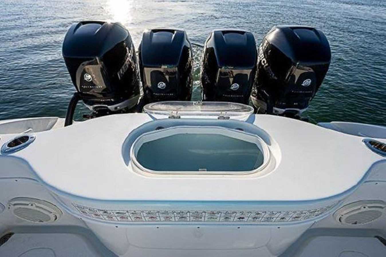 https://arconyachts.ams3.digitaloceanspaces.com/163752/conversions/large_3976614-optimize.jpg