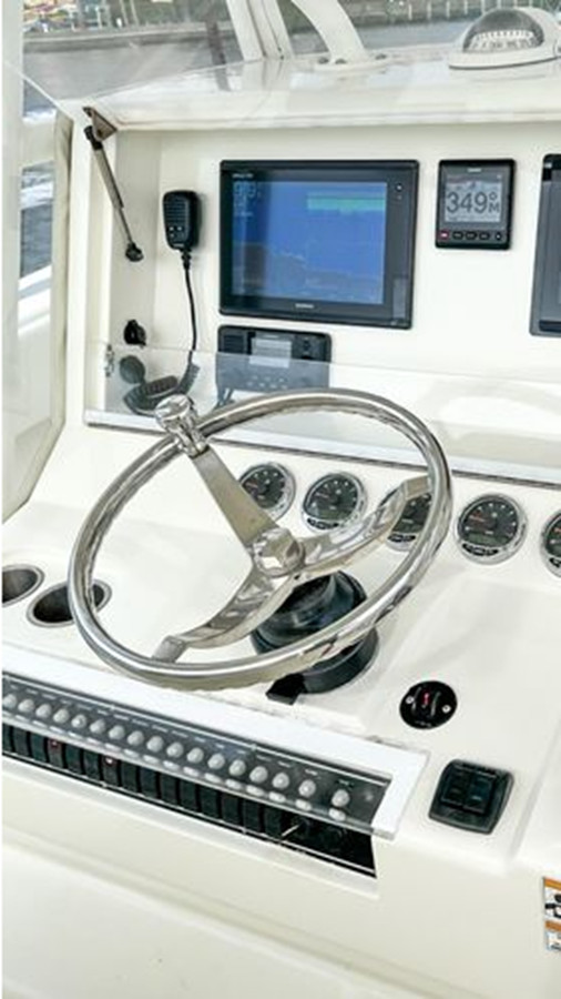 https://arconyachts.ams3.digitaloceanspaces.com/163766/conversions/large_3976834-optimize.jpg