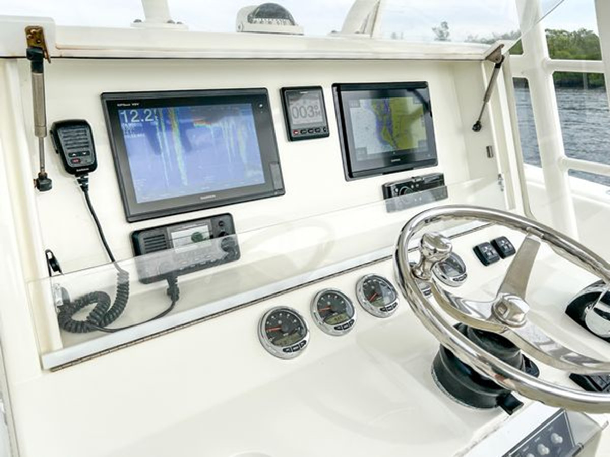 https://arconyachts.ams3.digitaloceanspaces.com/163773/conversions/large_3976836-optimize.jpg