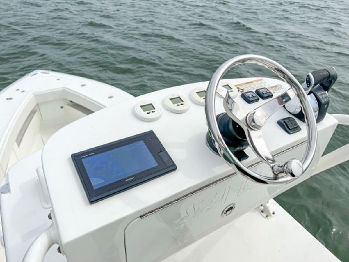 https://arconyachts.ams3.digitaloceanspaces.com/163786/conversions/large_3976840-optimize.jpg