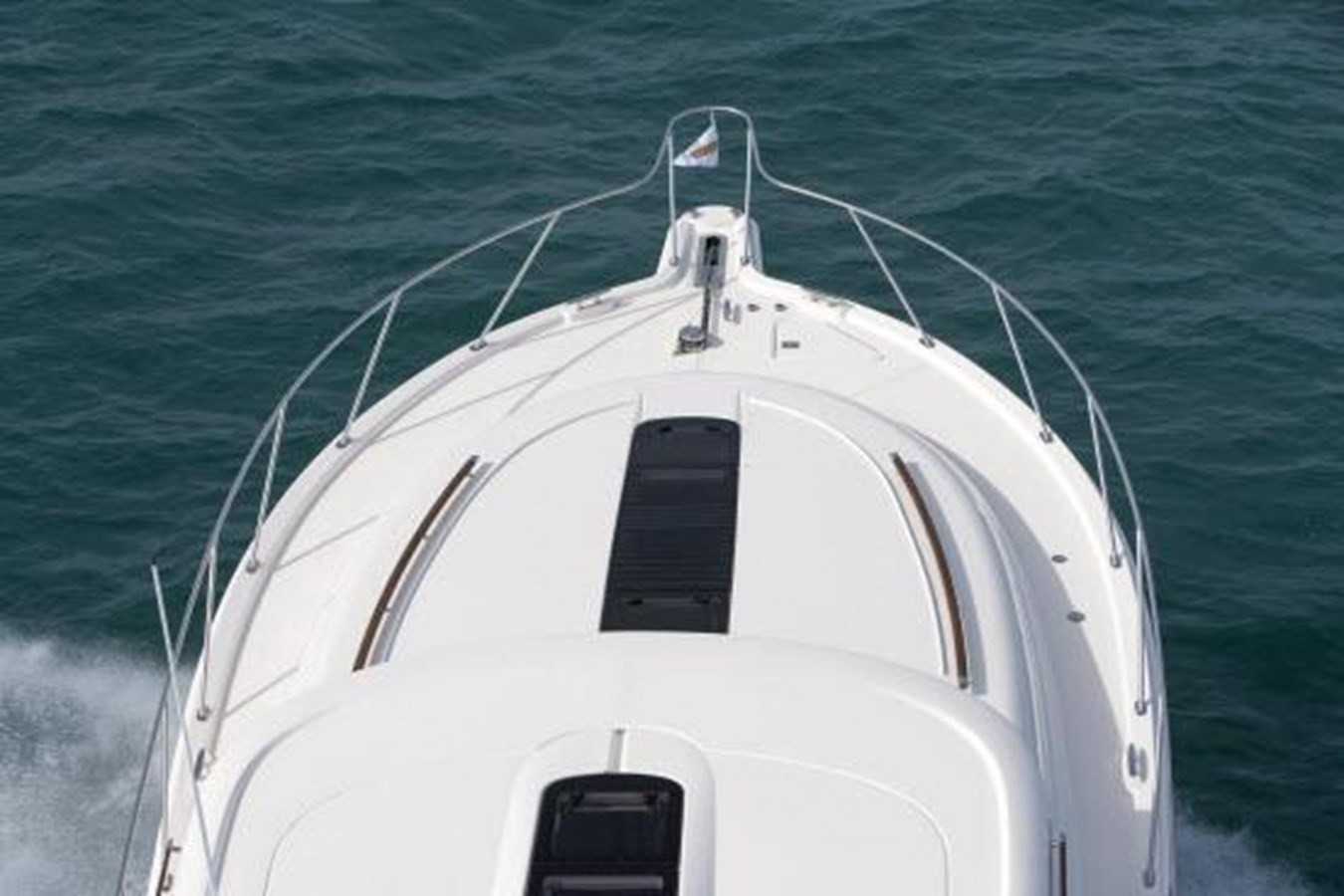 https://arconyachts.ams3.digitaloceanspaces.com/163917/conversions/large_2804756-optimize.jpg