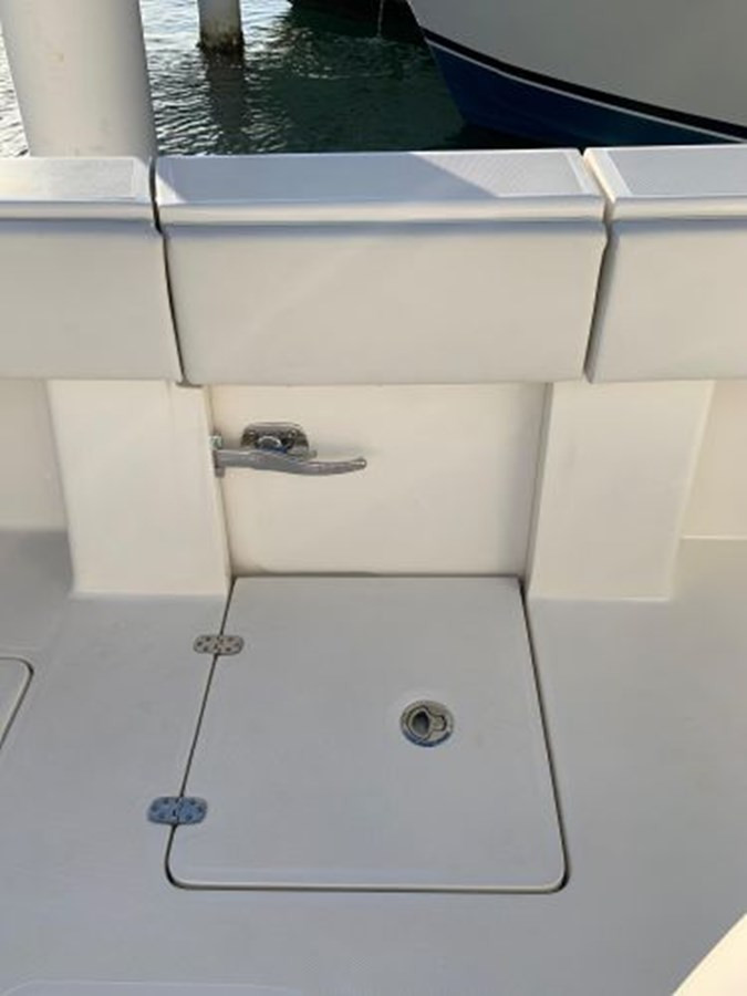 https://arconyachts.ams3.digitaloceanspaces.com/163979/conversions/large_3016452-optimize.jpg