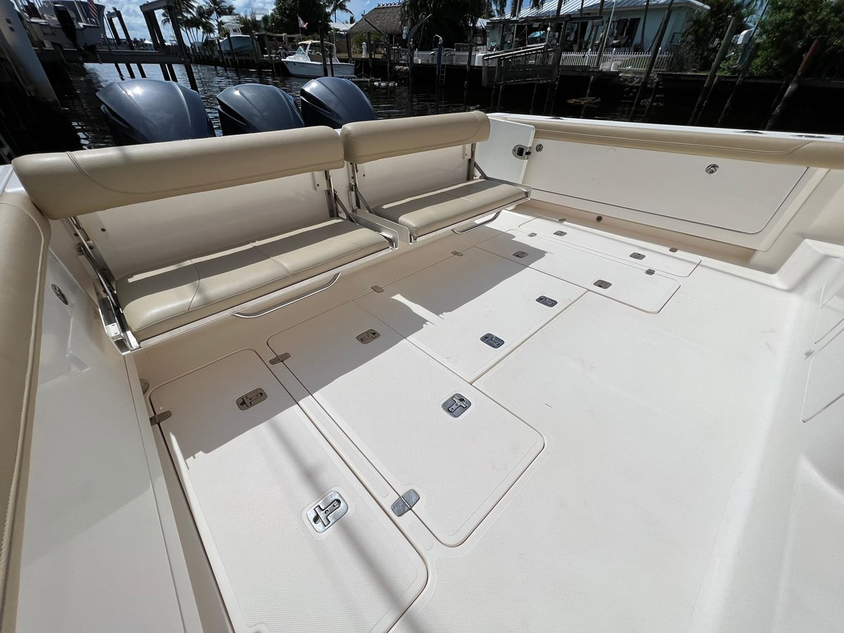 https://arconyachts.ams3.digitaloceanspaces.com/164096/conversions/large_3551659-optimize.jpg