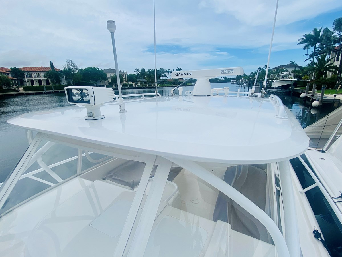 https://arconyachts.ams3.digitaloceanspaces.com/164118/conversions/large_3552963-optimize.jpg