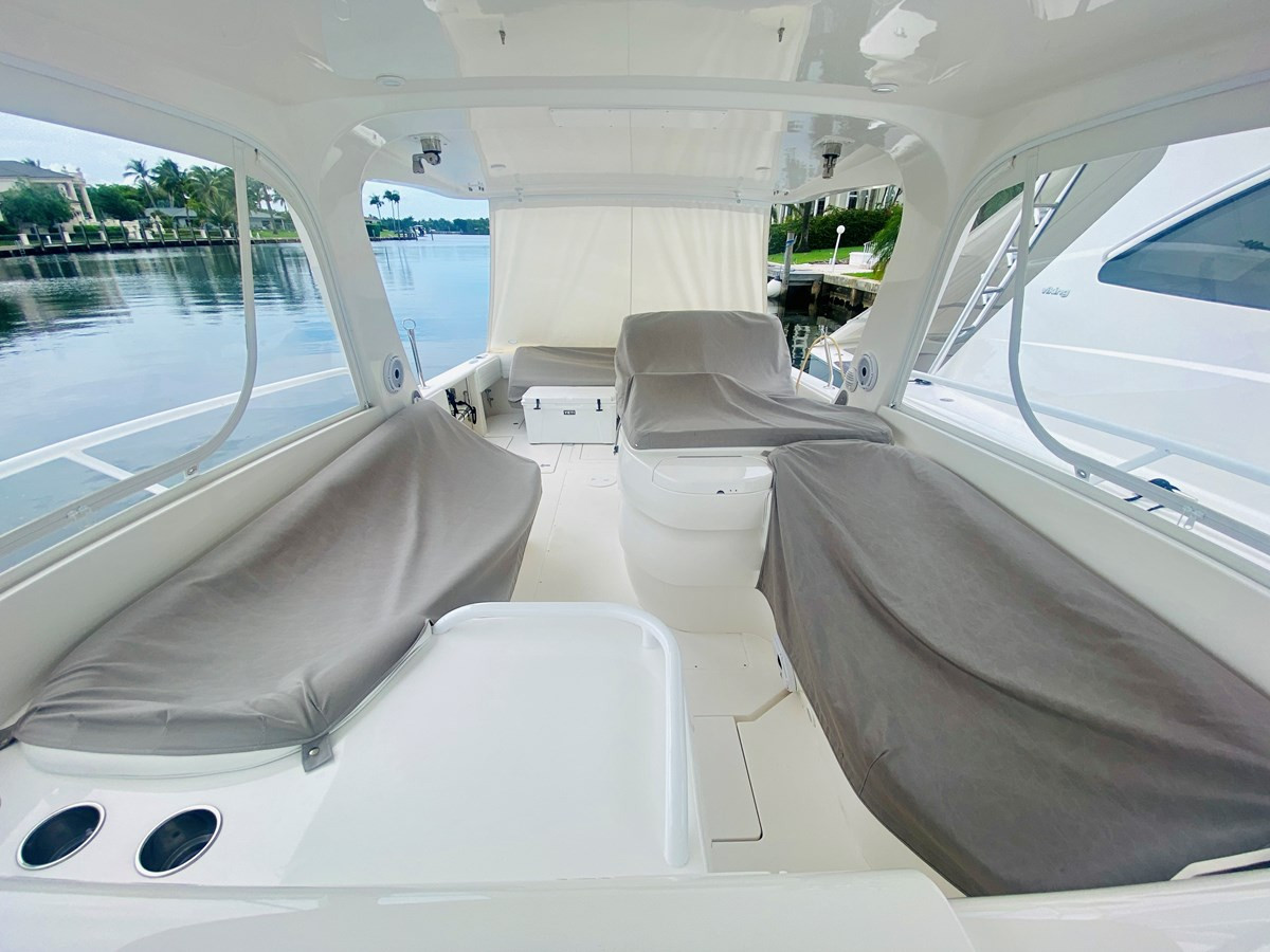 https://arconyachts.ams3.digitaloceanspaces.com/164138/conversions/large_3552970-optimize.jpg